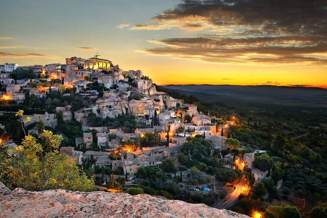 Lavender Route - Small-Group Day Trip from Avignon - Sénanque Abbey and the first lavender views