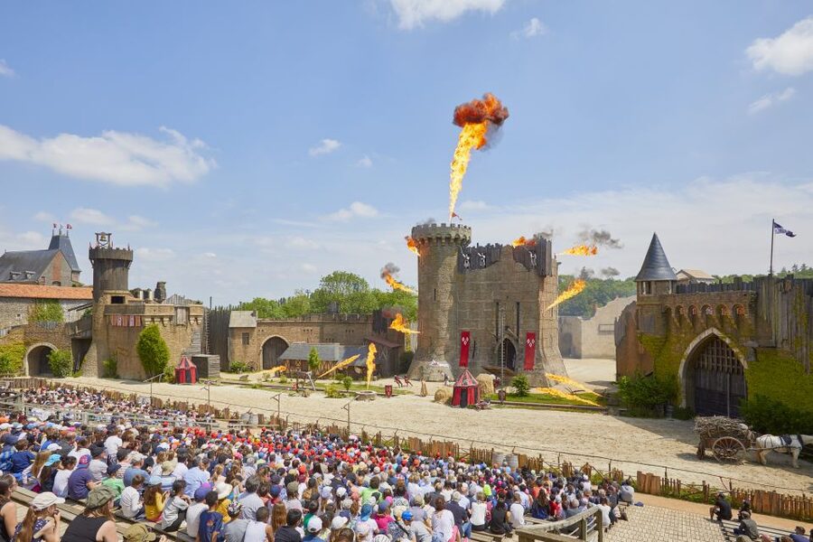 Les Epesses: Puy du Fou Theme Park 1-Day Entry Ticket - Getting to Les Epesses