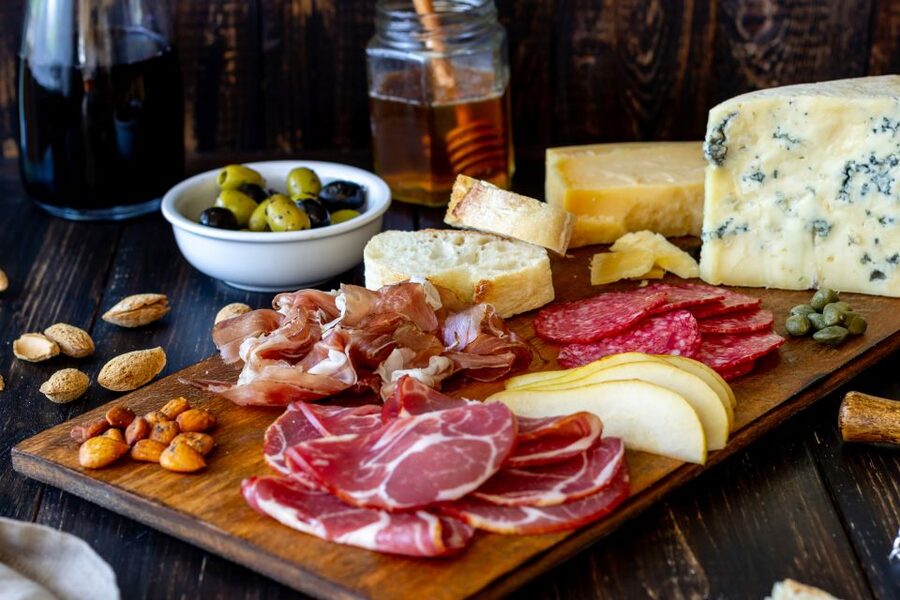 Les Marais: French Tastes and Drinks Private Foodie Tour - First tastes at Le Sancerre