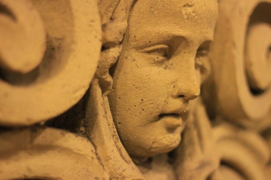 Lille: 24, 48 or 72-Hour City Pass & 24-Hour Transportation - Choose between a quick city overview and Old Lille on foot
