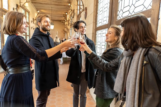 Loire Valley Castles Trip with Chenonceau and Chambord from Paris - Lunch, timing, and physical effort