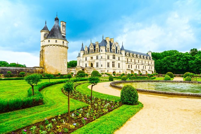 Loire Valley Wine and Castles Small-Group Day Trip from Paris - Why this Loire Valley day trip works
