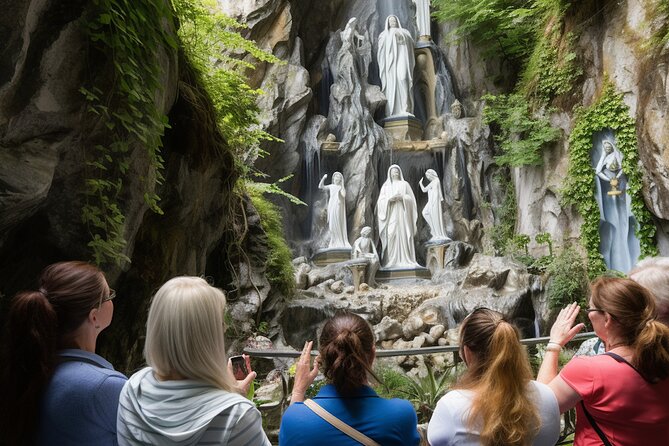 Lourdes, Guided Walking Tour in the Sanctuary - Timing, walking, and practical planning