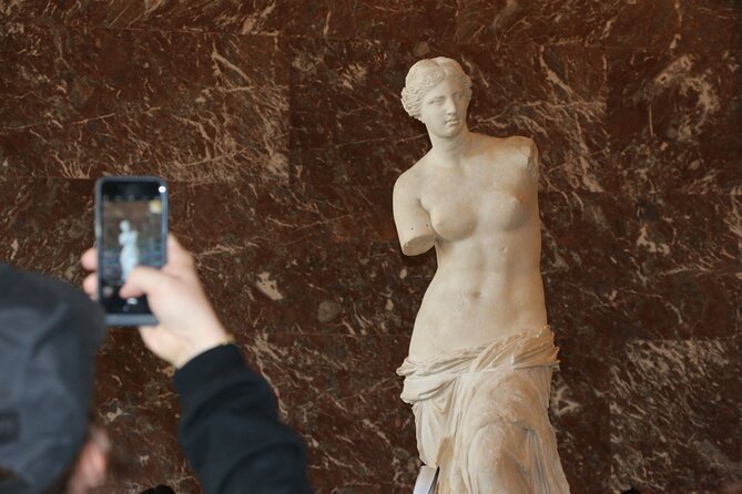Louvre Museum Access Guided Tour with Mona Lisa - Winged Victory and the Louvre’s great sculptures