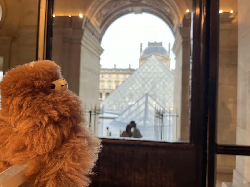 Louvre Museum Entry Ticket and Private Guided Tour - Da Vinci and Botticelli, details beyond the famous names