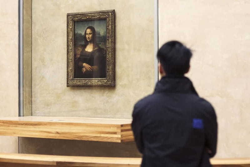 Louvre Museum: Mona Lisa Without the Crowds Last Entry Tour - Why the last entry matters at the Louvre