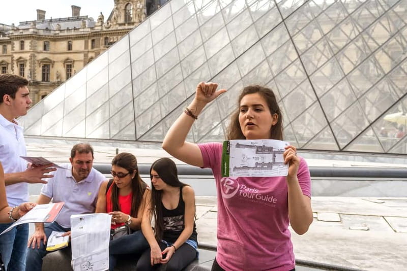 Louvre Museum: Skip-the-Line Small Group Guided Tour - Priority entry, with one important limitation