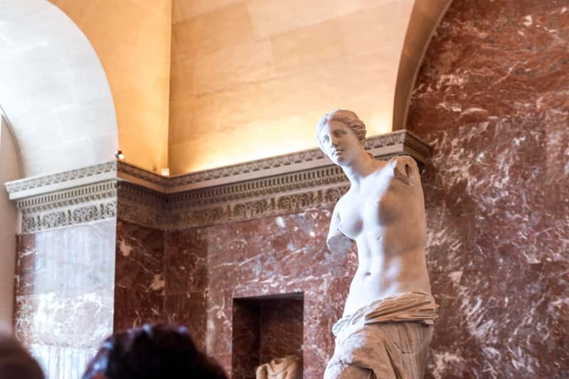 Louvre Museum: Skip-the-Line Small Group Guided Tour - Egyptian antiquities, sphinxes, and mummies