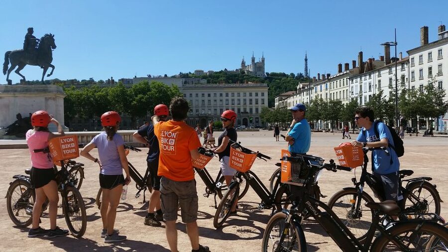 Lyon: 2-Hour Electric Bike Tour with a Local Guide - The Croix-Rousse tunnel adds an unusual Lyon moment