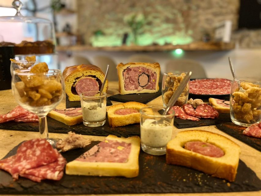 Lyon: Food Walking Tour with a Local Guide - The guides turn samples into a Lyon lesson