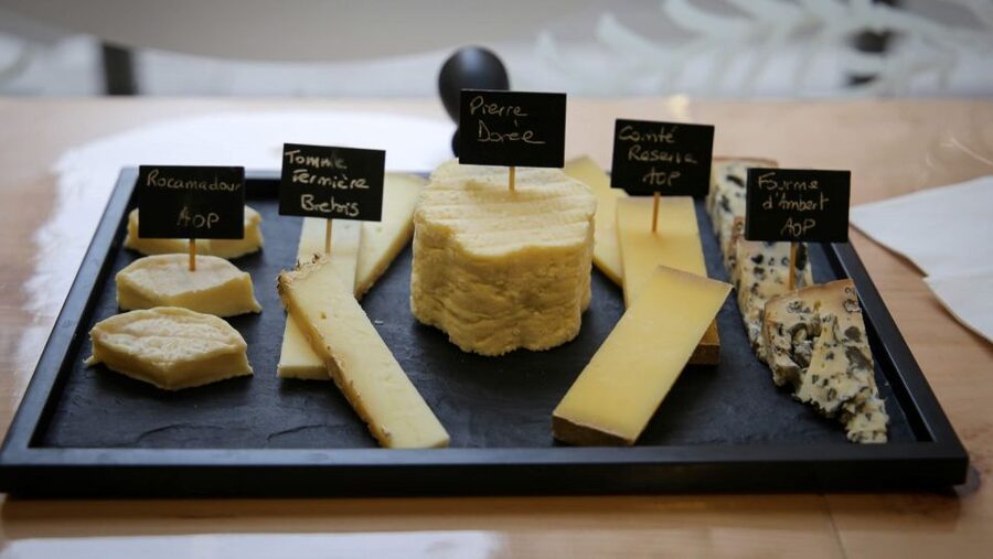 Lyon: Food Walking Tour with a Local Guide - Useful planning tips before you arrive