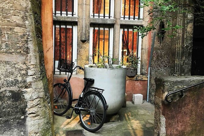 Lyon Highlights & Secrets Walking Guided Tour (small group) including Funicular - The guide’s storytelling is the main reason to book