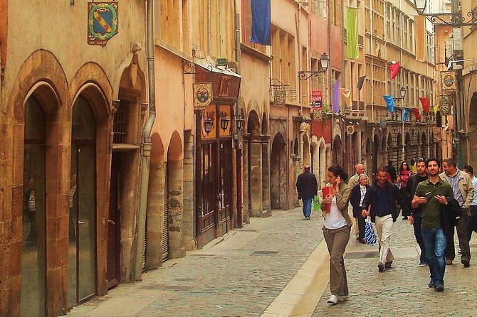 Lyon Highlights & Secrets Walking Guided Tour (small group) including Funicular - Practical timing, meeting point, and cancellation terms