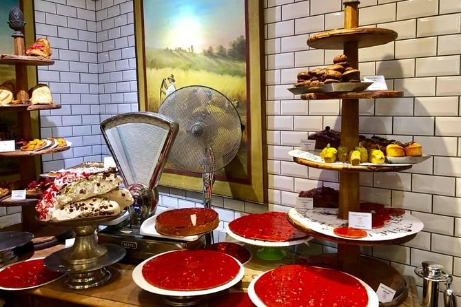 Lyon Morning Food Market Tasting Tour in Les Halles Paul Bocuse - The story of the Mères lyonnaises