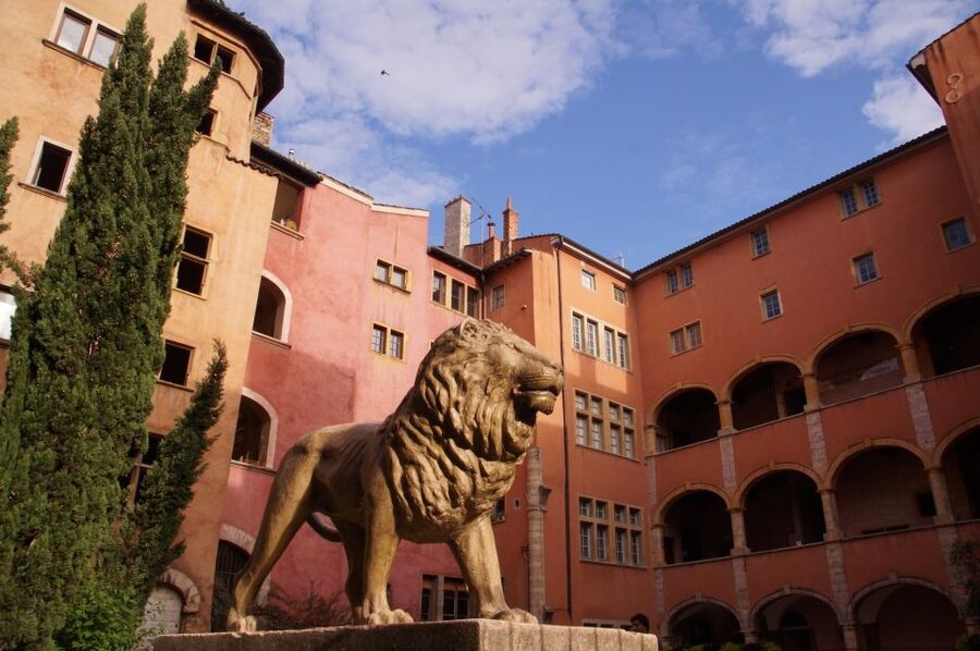 Lyon: Old District Private Guided Walking Tour - Going through Lyon’s famous traboules