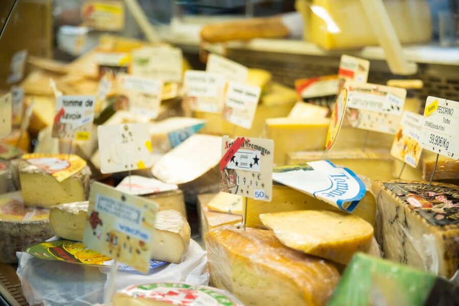 Lyon: Old Town Food Tour - Six to eight tastings across Lyon’s food culture