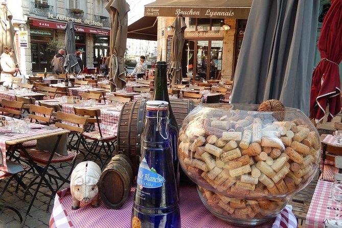 Lyon Old Town Food & Wine Tasting Tour including a Bouchon Lyonnais - Red and white wines with the food