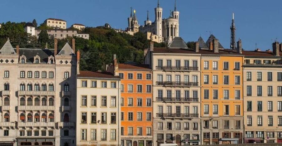 Lyon: Private custom tour with a local guide - Starting from your Lyon hotel