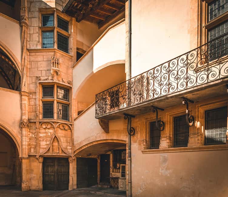 Lyon: Private Traboules Tour – Hidden Passages - Key points at a glance