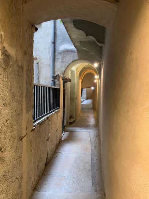 Lyon: Private Walking Tour of "Traboules" in the Old Town - Yannick’s storytelling and local advice