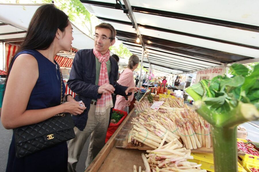 Market Visit and Cooking Class with a Parisian Chef - Turning market purchases into a three-course meal