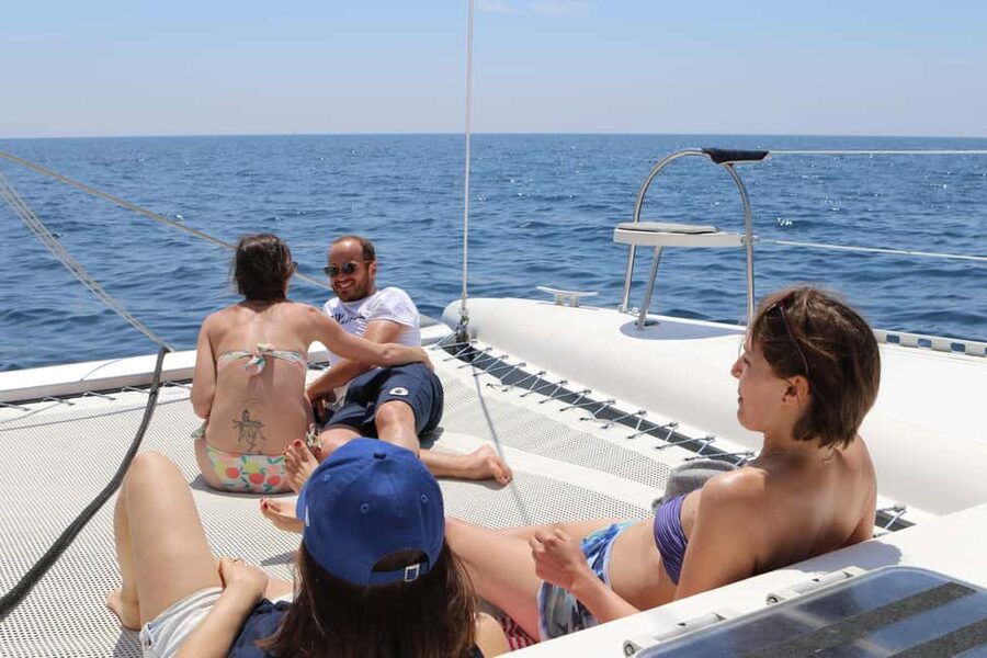 Marseille: Calanques Catamaran Cruise, Picnic, & Swimming - What the day feels like in practice