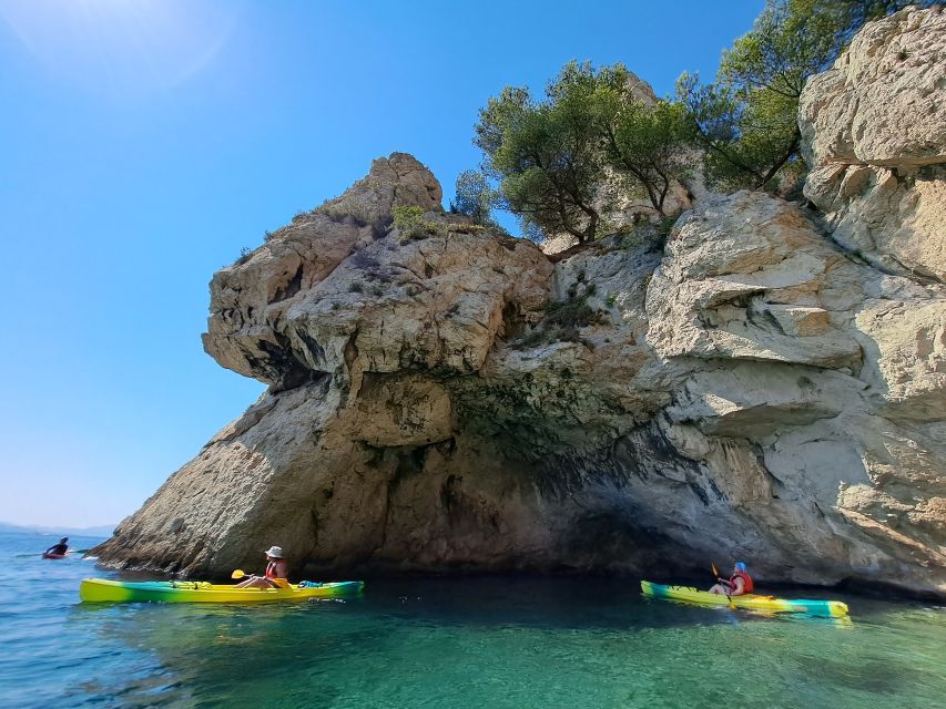 Marseille: Côte Bleue Calanques Half-Day Kayak Tour - Paddling past Establon and Aragnols