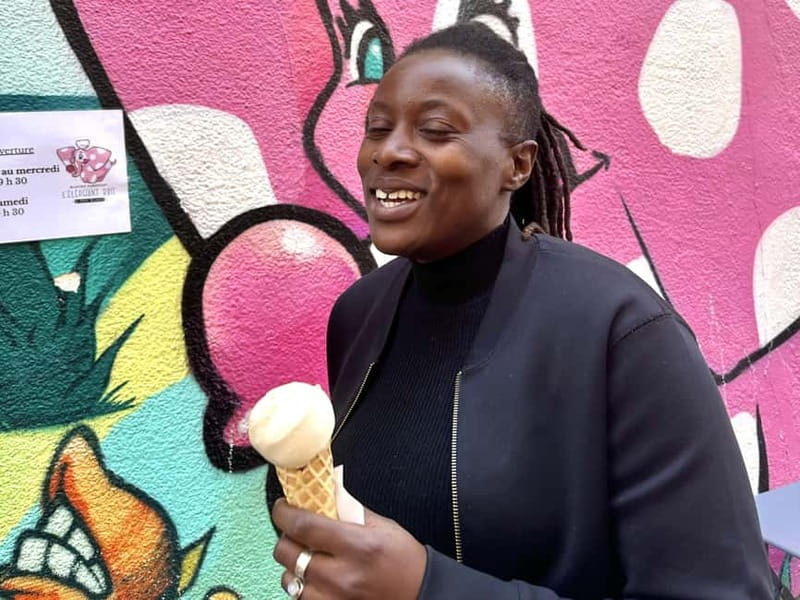 Marseille: Foodie Walking Tour of the Cours Julien District - Street art between the bites