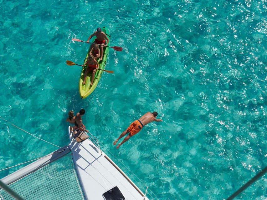 Marseille: Frioul Archipelago Catamaran Cruise with Lunch - A seasonal buffet with a few limits