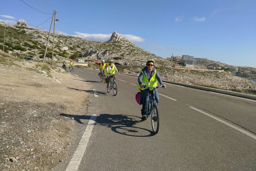Marseille: Full-Day Guided E-Bike Coast & Calanques Tour - Starting with Marseille’s grand views