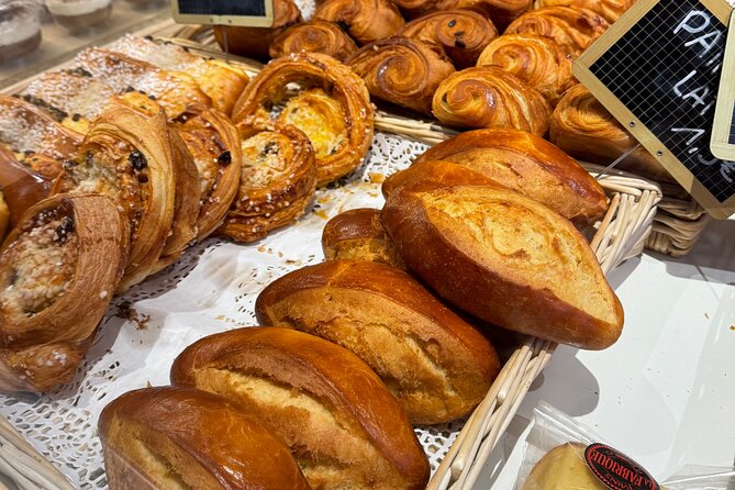 Marseille's Sweetest Bites: Pastry & Chocolate Food Tour - Navettes and the flavor of Marseille