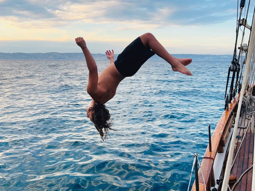 Marseille: Sailing Day Cruise with Lunch - Who should book this sailing cruise