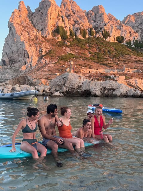 Marseille: stand-up paddle tour - discover the calanques - Who will enjoy this Marseille paddle tour?