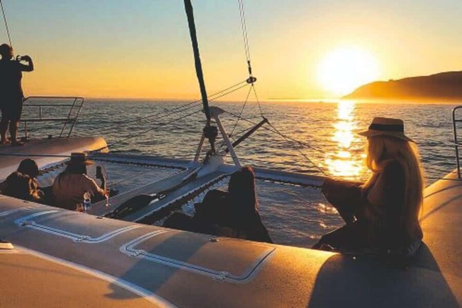 Marseille: Sunset catamaran cruise, buffet & drinks - Is $72 a fair price?