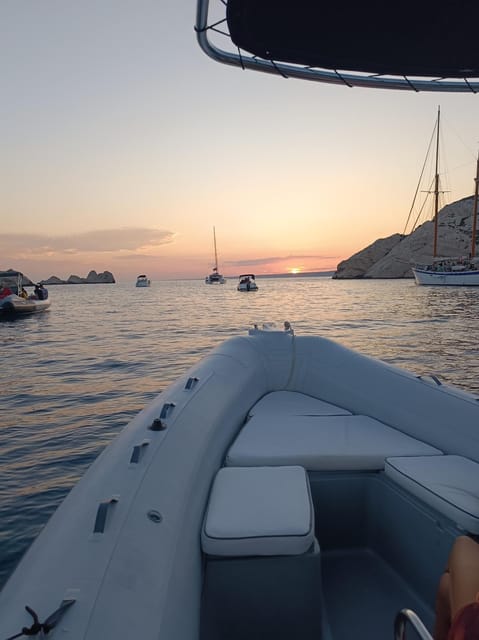 Marseille: Sunset Frioul Archipelago Boat Cruise - Leaving Marseille’s Old Port at sunset