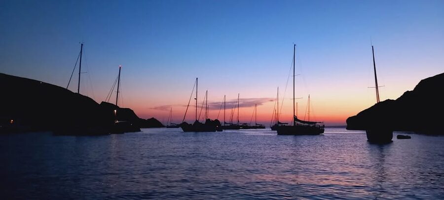 Marseille: Sunset Frioul Archipelago Boat Cruise - Passing Château d’If by boat