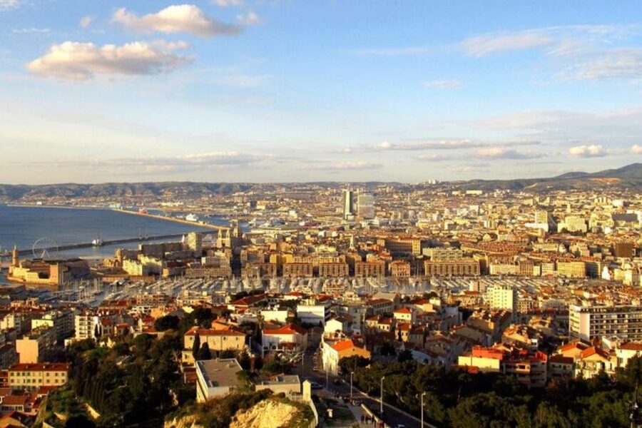 Marseilles: Private Custom Tour with a Local Guide - Who should book this experience