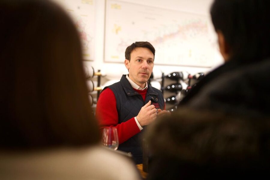 🍷 Masterclass Pinot Noir - Wine tasting in Dijon 🇫🇷 - Learning the Climats in Dijon