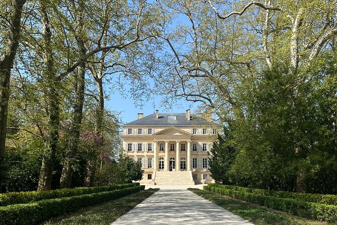 Medoc Afternoon Wine Tour - 2 Wineries, tastings & delicacies - A Grand Cru Classé château in Margaux or Saint-Julien