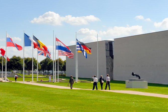 Mémorial de Caen Museum Admission and Guided Tour of D-Day Sites - Pointe du Hoc: cliffs, bunkers, and a hard climb