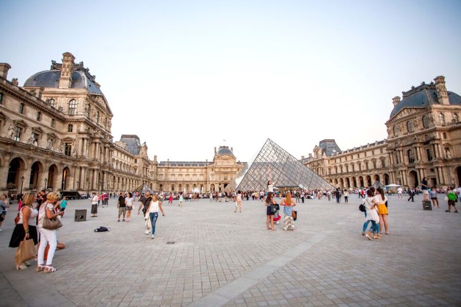 Mona Lisa & Louvre Masterpieces Tour with Reserved Access - Greek and Roman antiquities, from Venus to the Great Sphinx