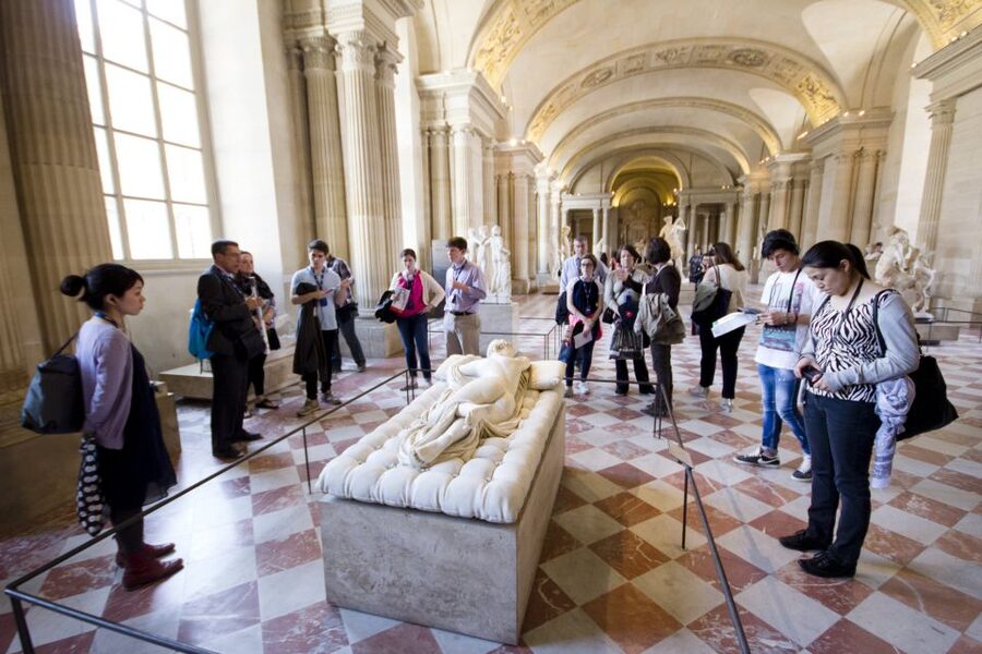 Mona Lisa & Louvre Masterpieces Tour with Reserved Access - How much time you really need