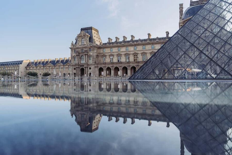 Mona Lisa & Louvre Masterpieces Tour with Reserved Access - The Pyramid and the Louvre from the outside