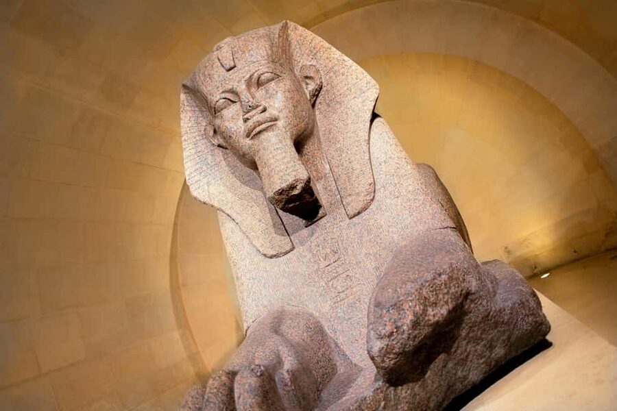 Mona Lisa & Treasures: 6-people Max Louvre Experience - Key Points at a Glance