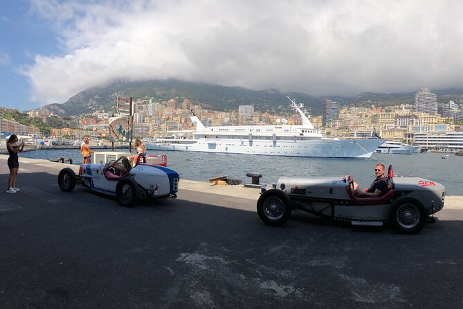 Monaco & Èze - Monaco-Ville: palace quarter and time to wander