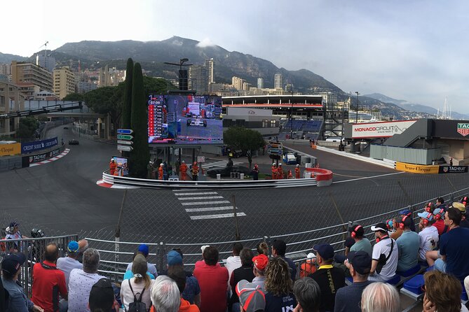 Monaco & Èze - Monte Carlo: casino glamour and Formula One roads