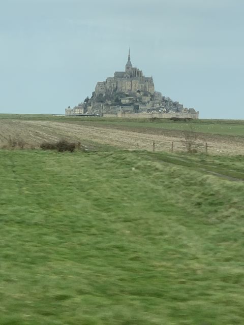 Mont Saint Michel: Walking Tour & Optional Abbey Ticket - The ramparts and the wide bay panorama