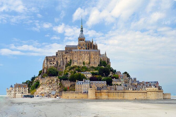 Mont-St-Michel: Private Walking Tour "Abbey Ticket Included" - Why a private guide helps on Mont-Saint-Michel