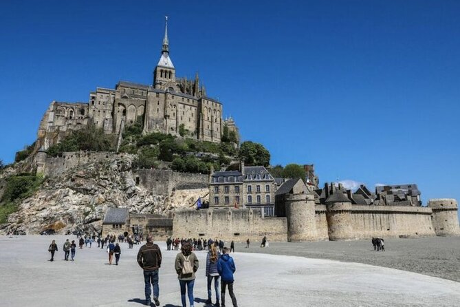 Mont-St-Michel: Private Walking Tour "Abbey Ticket Included" - Walking through the medieval village