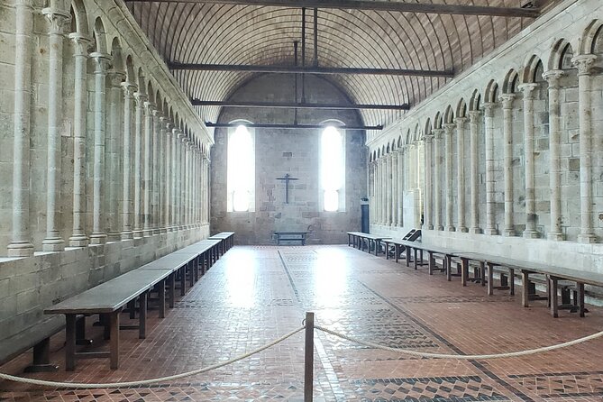 Mont-St-Michel: Private Walking Tour "Abbey Ticket Included" - Timing, shuttle planning, and the meeting point